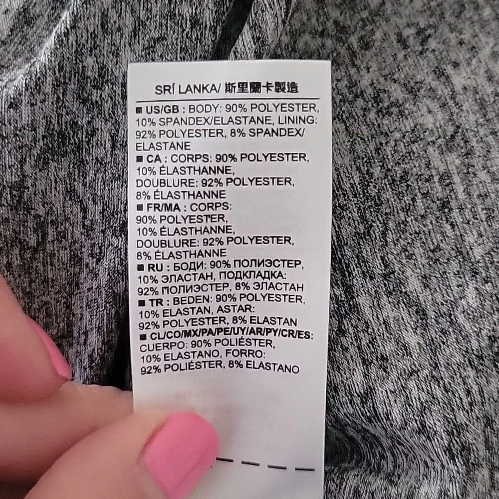 GAP Fit Workout Tank - Picture 4 of 4